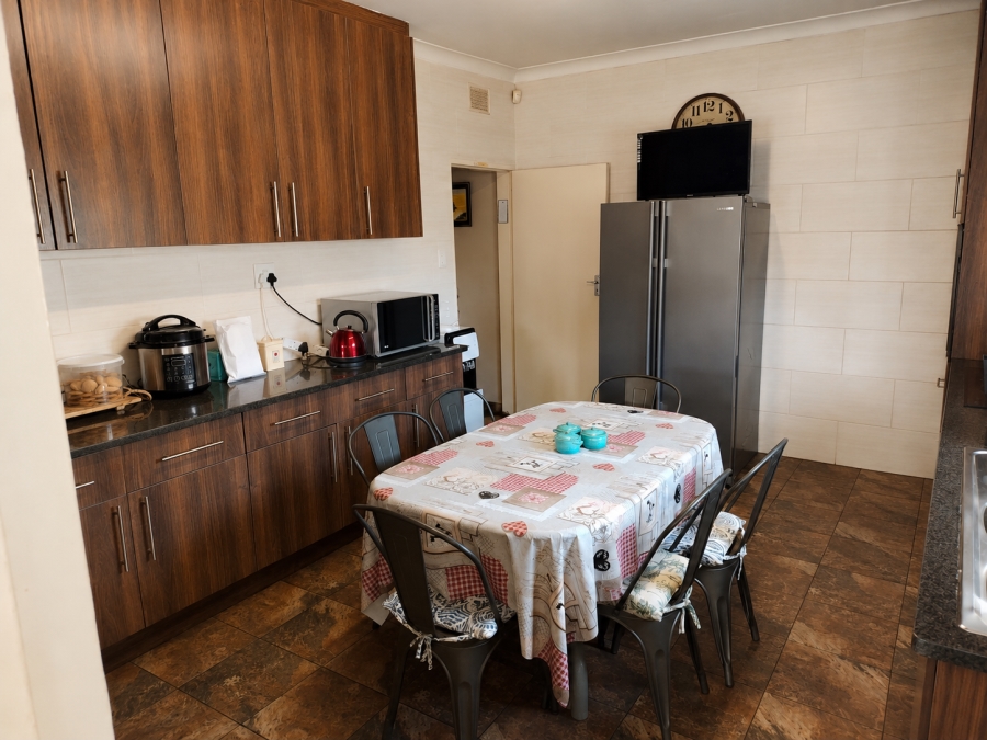 4 Bedroom Property for Sale in Oos Einde North West